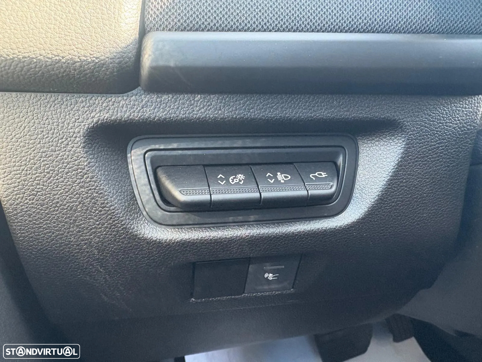 Renault Zoe (c/ Bateria) E-Tech EV50 Equilibre - 16