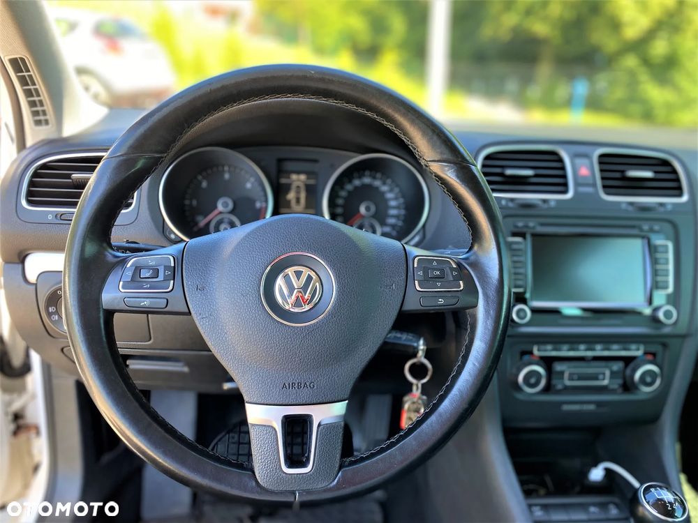 Volkswagen Golf 1.6 TDI Highline - 7