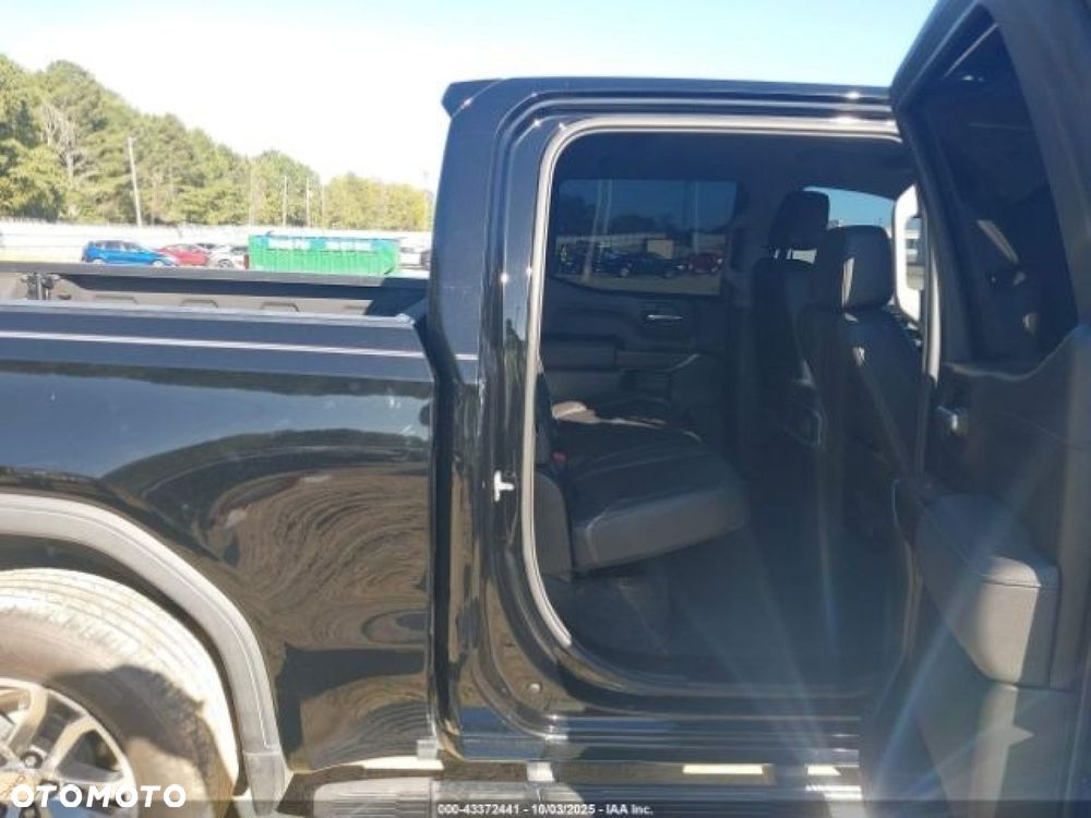 GMC Sierra - 10