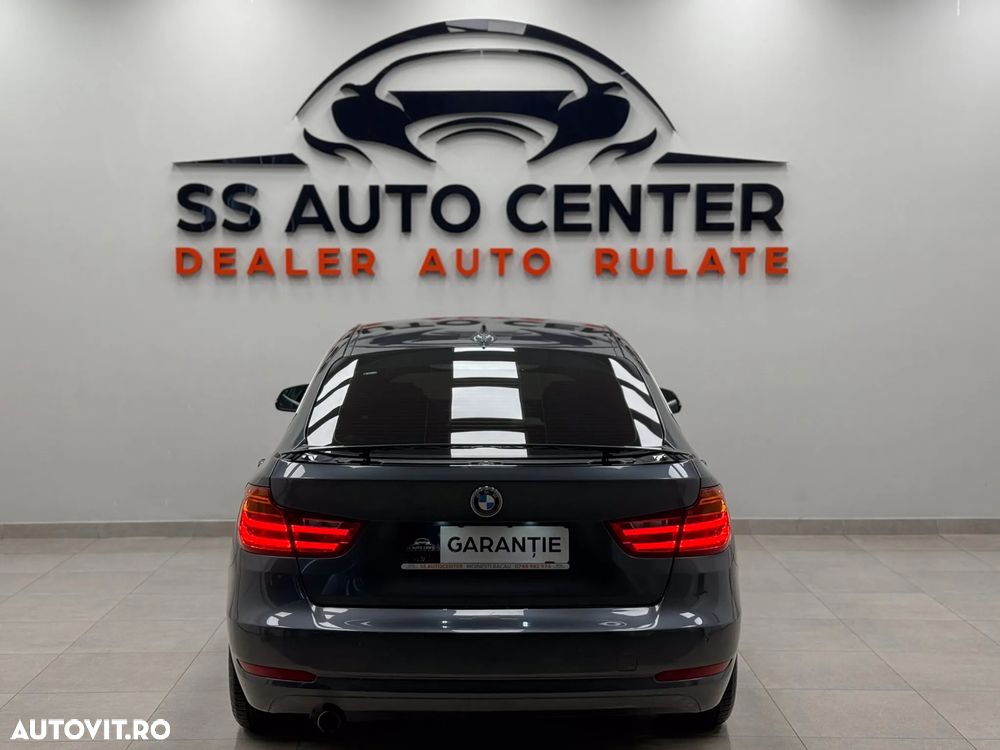 BMW Seria 3 318d GT - 12