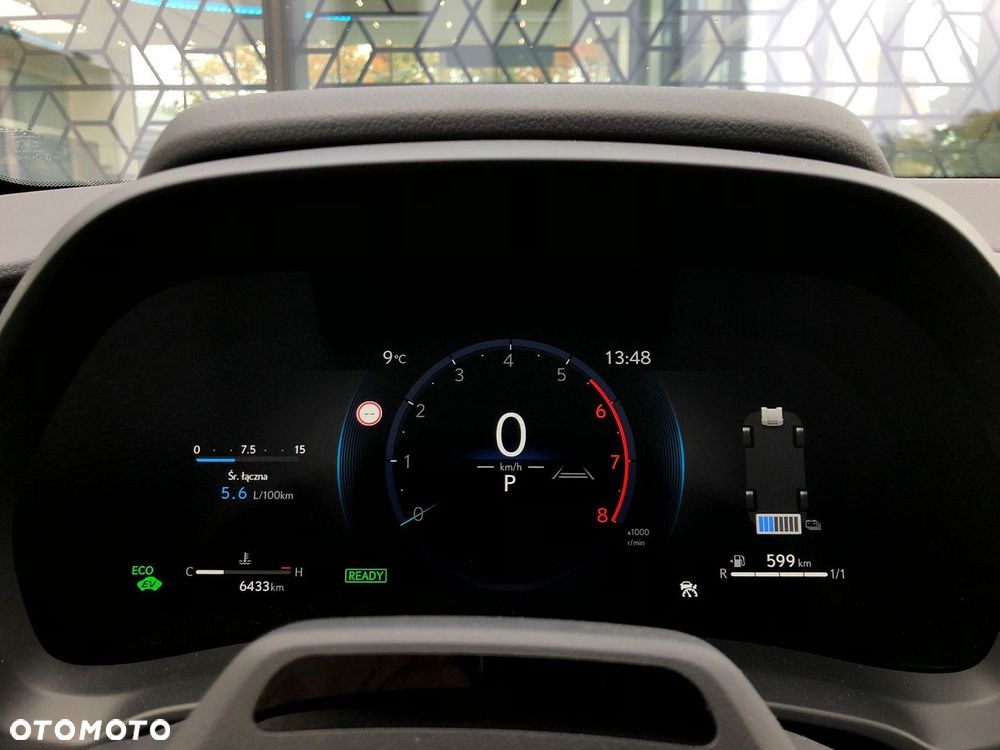 Lexus LBX 1.5 Hybrid Emotion - 29