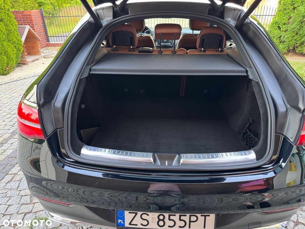 Mercedes-Benz GLE 350 d 4Matic 9G-TRONIC AMG Line - 33