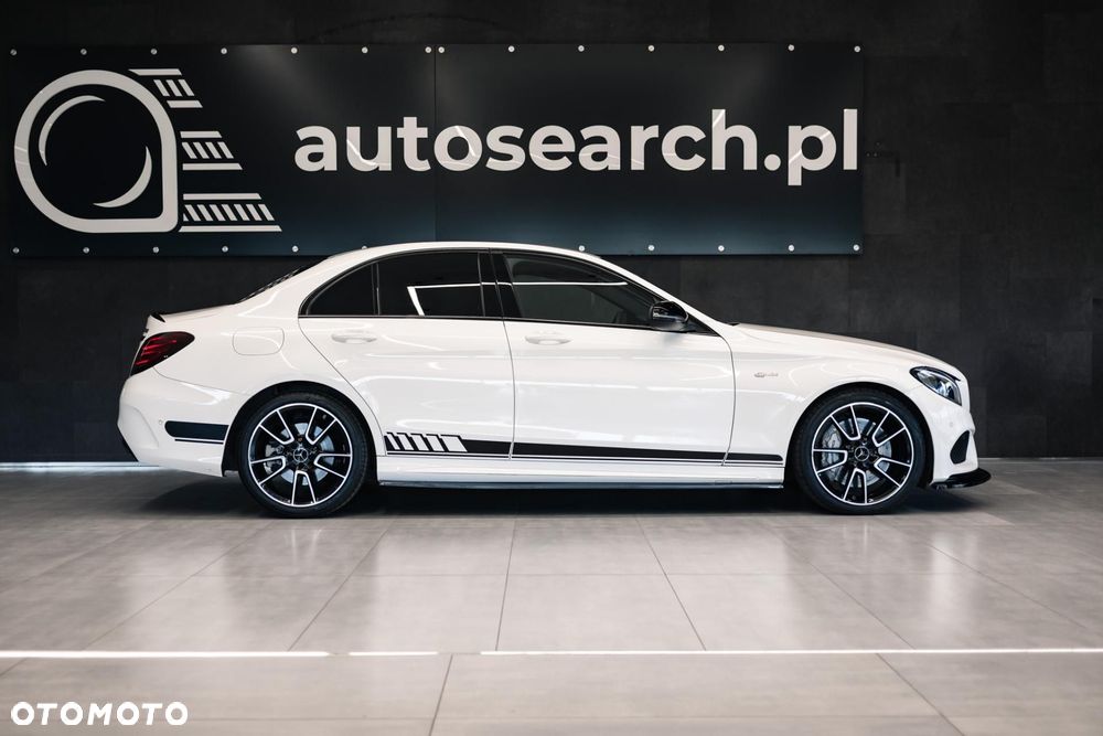 Mercedes-Benz Klasa C AMG 43 4-Matic - 9