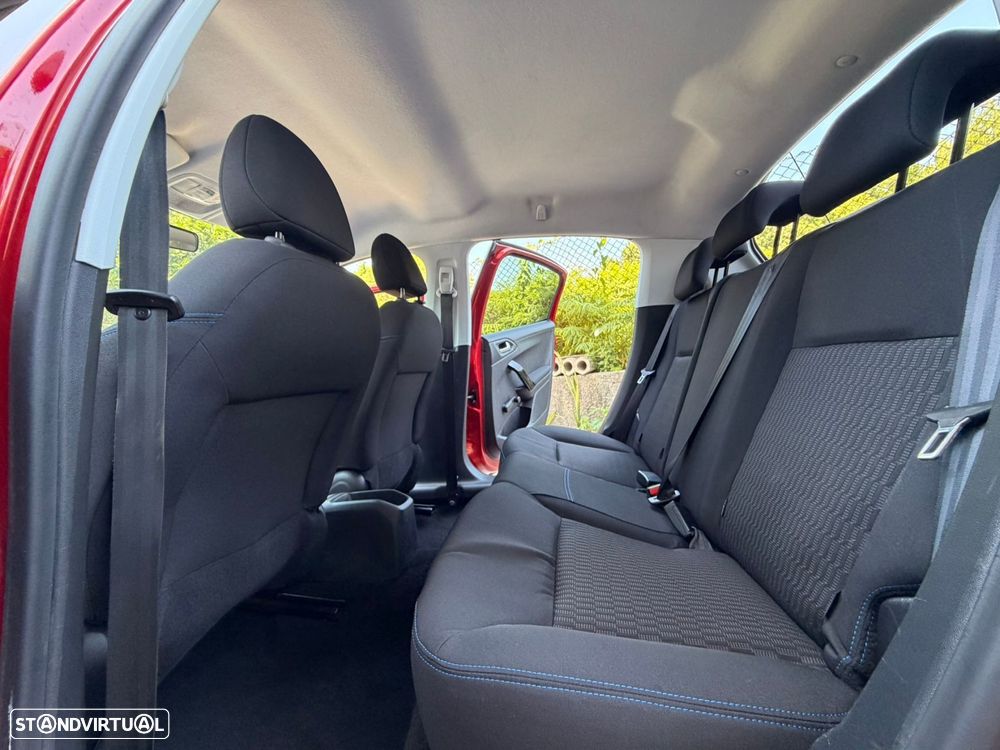 Peugeot 208 1.2 PureTech Style - 21