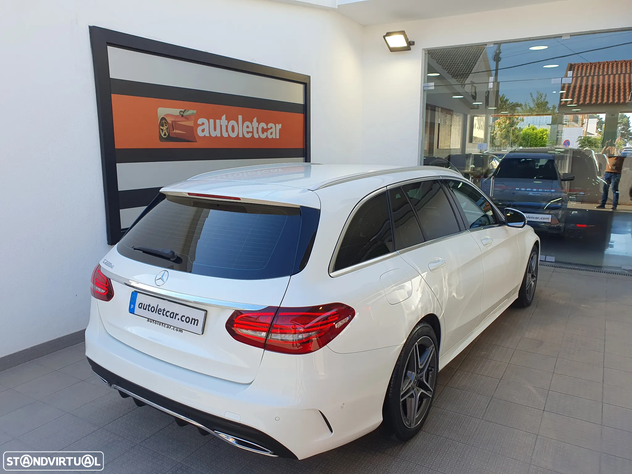 Mercedes-Benz C 220 d Station 9G-TRONIC AMG Line - 4