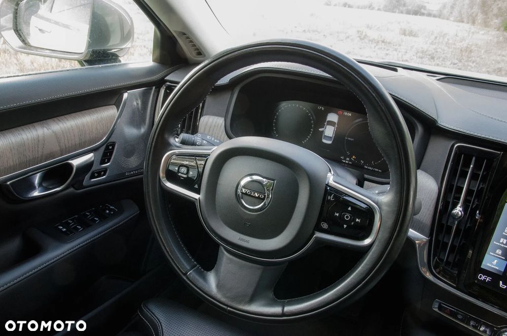 Volvo S90 T8 Twin Engine AWD Geartronic Inscription - 27