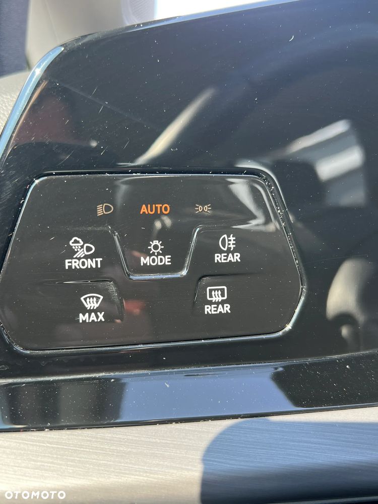 Volkswagen Golf 1.5 eTSI OPF DSG Style - 15