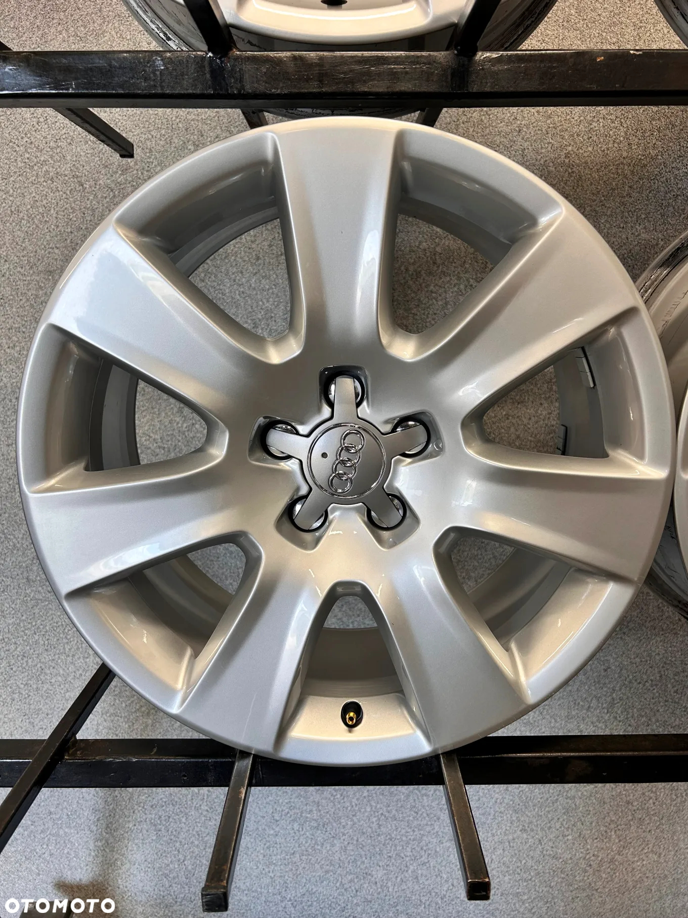 4 FELGI ALU. AUDI A8 S8 D4 18'' 7,5J ET26 - 8
