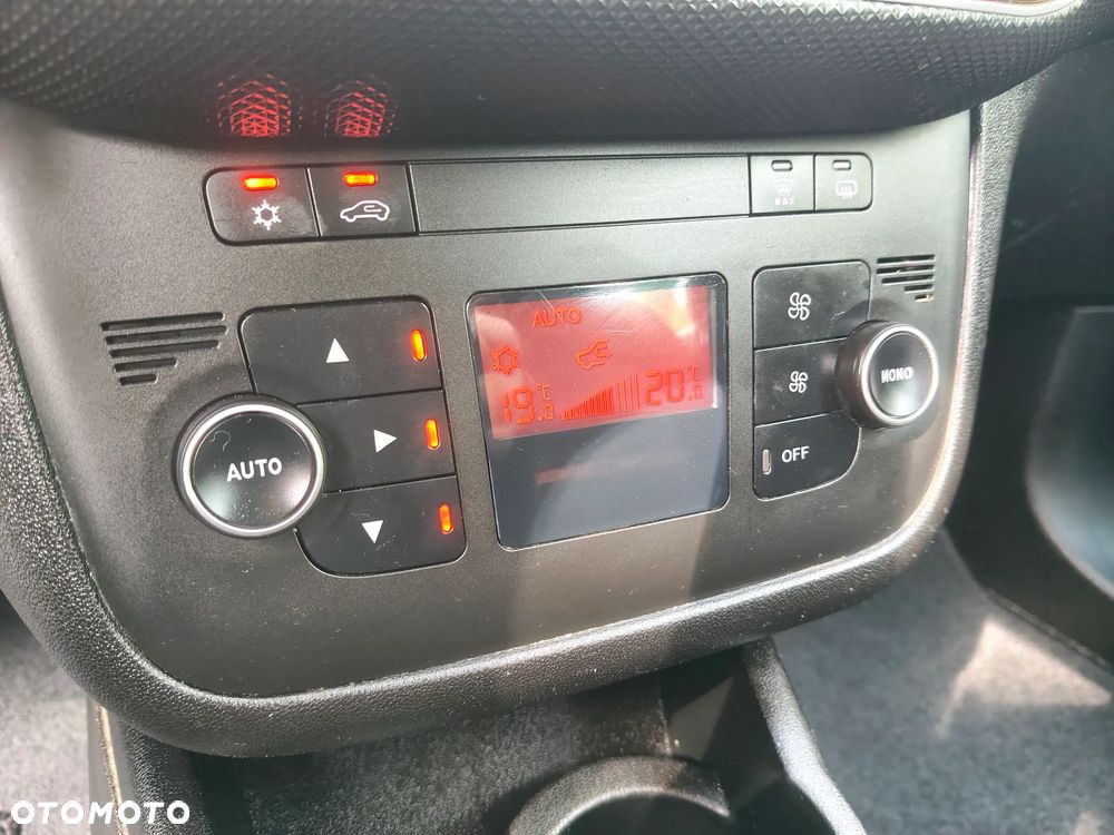 Fiat Punto 1.2 Easy - 28