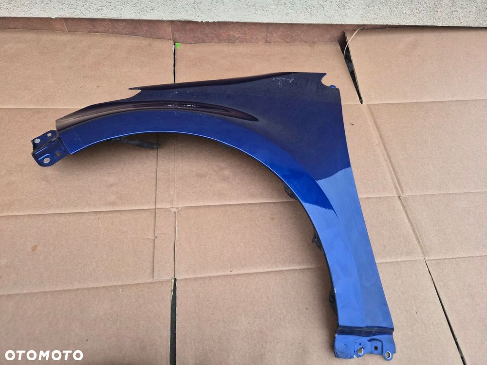 błotnik przedni toyota yaris iv oryginał