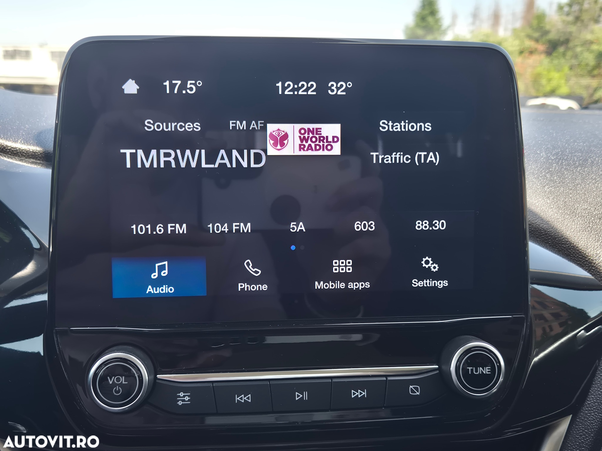 Ford Fiesta 1.0 EcoBoost Titanium - 23