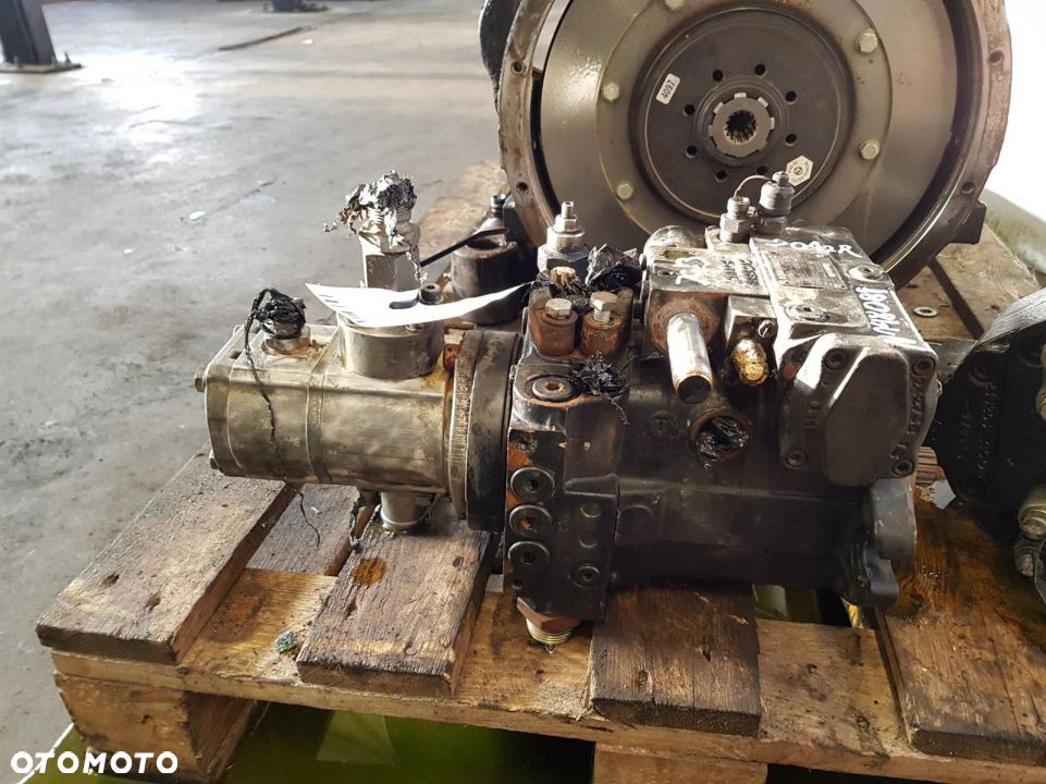 POMPA ŁADOWARKA JCB 406 T4 AA4VG40DA1D8/32R JAZDY - 1