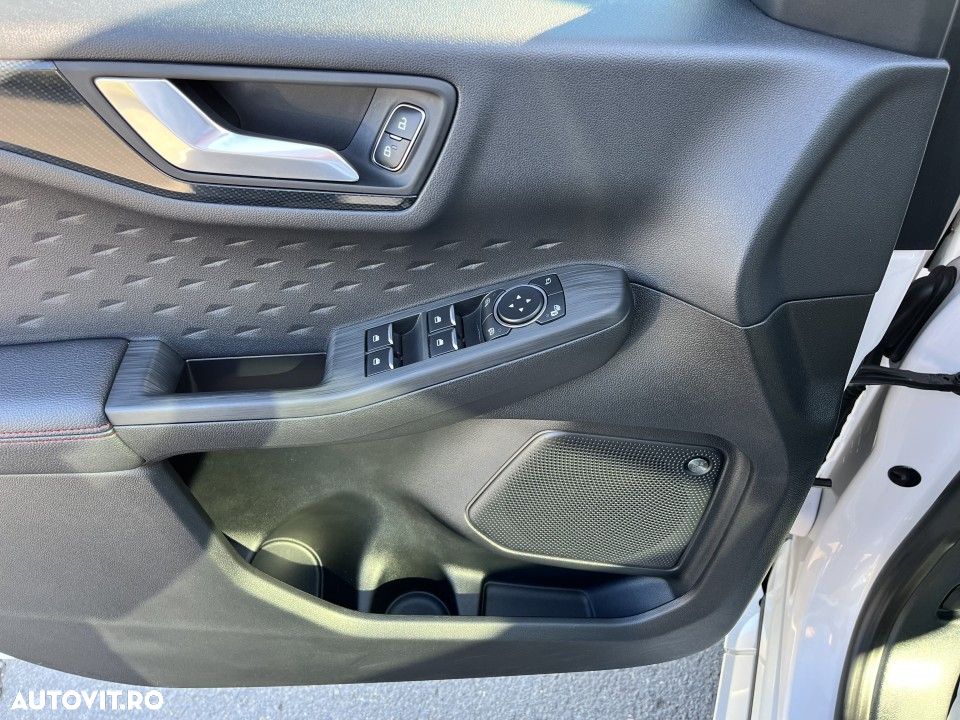 Ford Kuga 2.5 Duratec PHEV ST Line X - 11