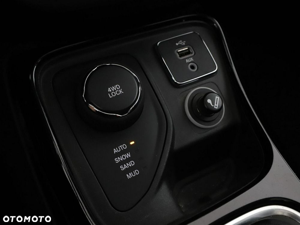 Jeep Compass 2.0 MJD Limited 4WD S&S - 28