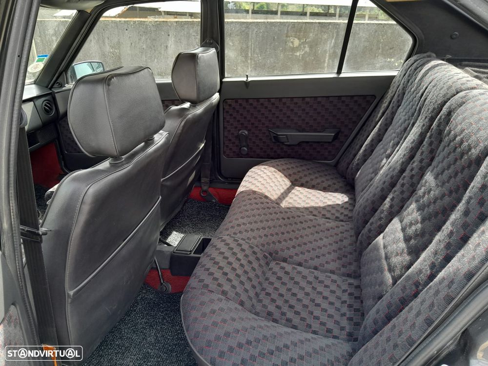 Alfa Romeo 33 1.7 - 13
