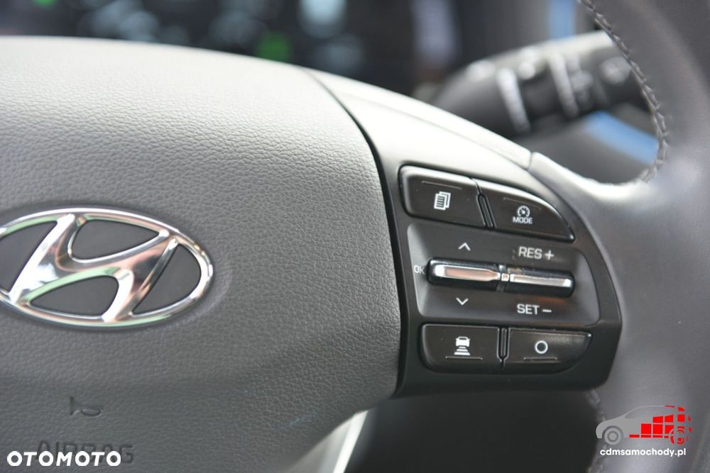 Hyundai IONIQ - 33