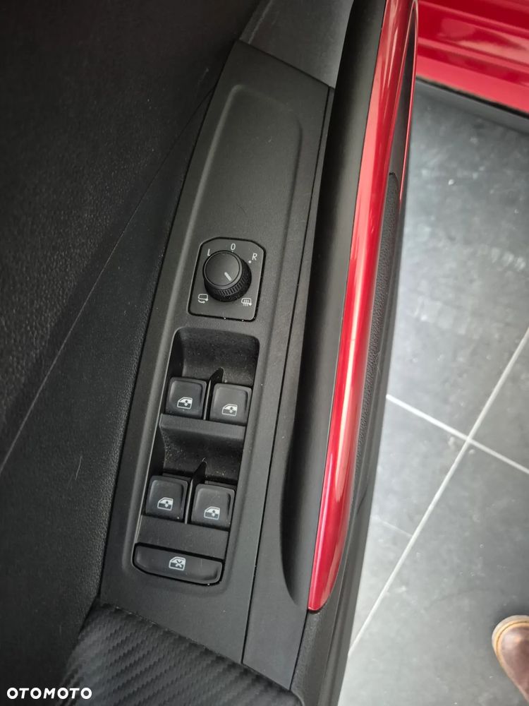 Skoda Fabia 1.0 TSI Monte Carlo DSG - 29