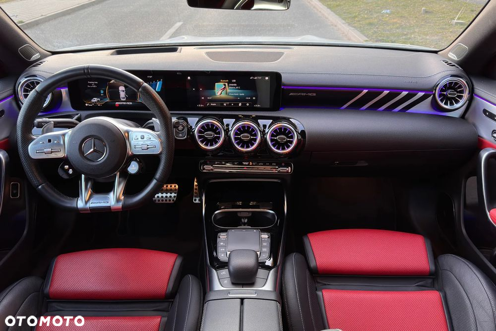Mercedes-Benz CLA AMG 45 4-Matic 8G-DCT - 26