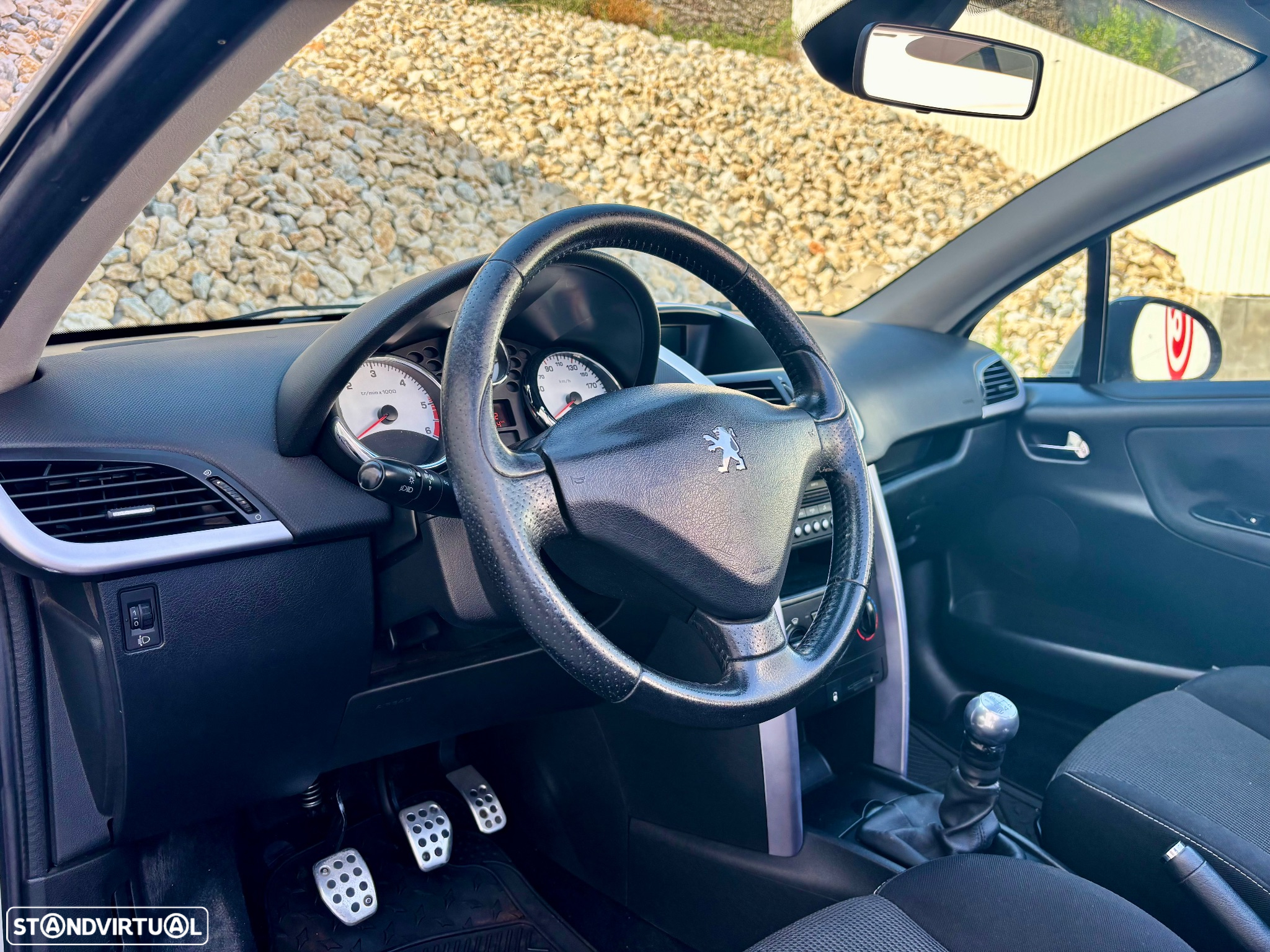 Peugeot 207 CC 1.6 HDi FAP Sport - 28