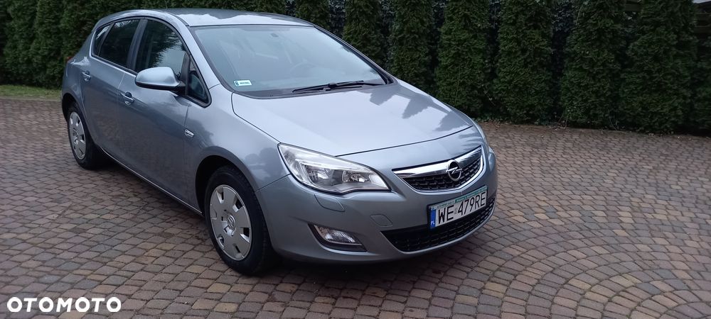 Opel Astra 1.4 Turbo - 2