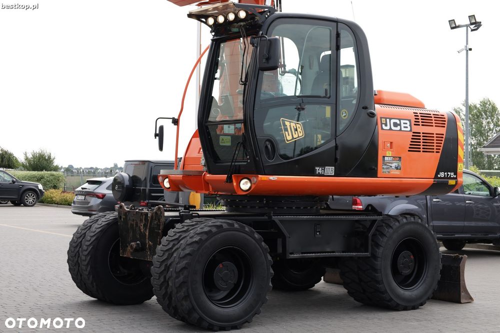 JCB JS175W - 14