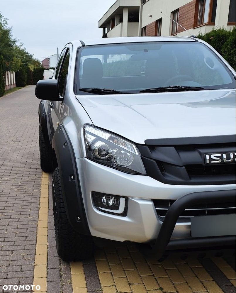 Isuzu D-Max - 10
