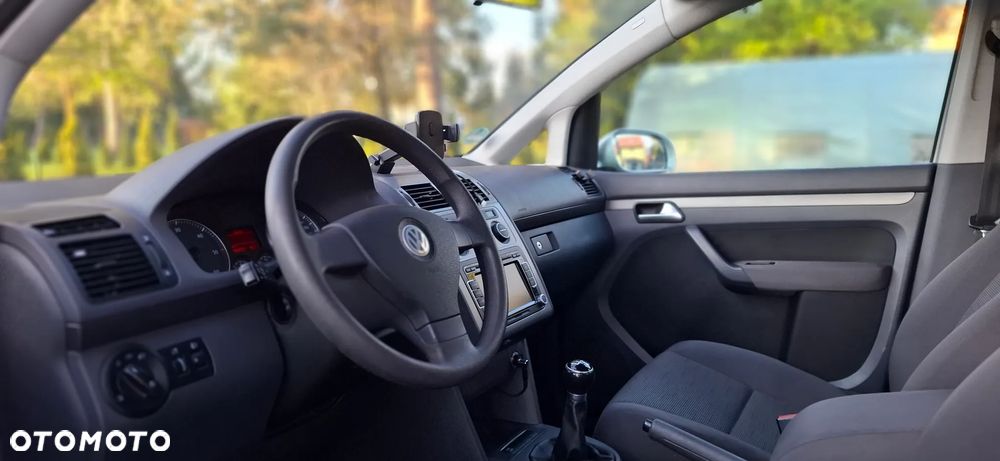 Volkswagen Touran 1.9 TDI DPF Conceptline - 33