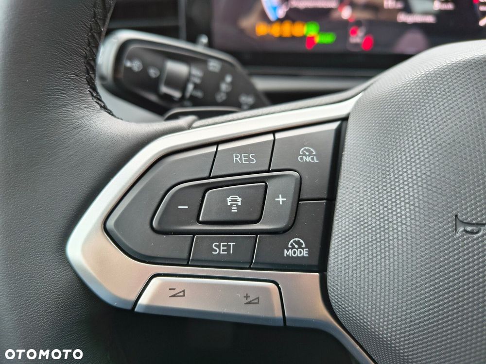 Volkswagen T-Roc 1.5 TSI Style DSG - 17