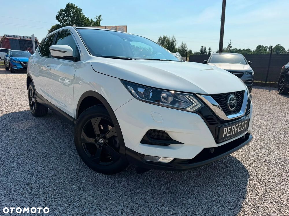 Nissan Qashqai 1.3 DIG-T N-Connecta DCT - 2