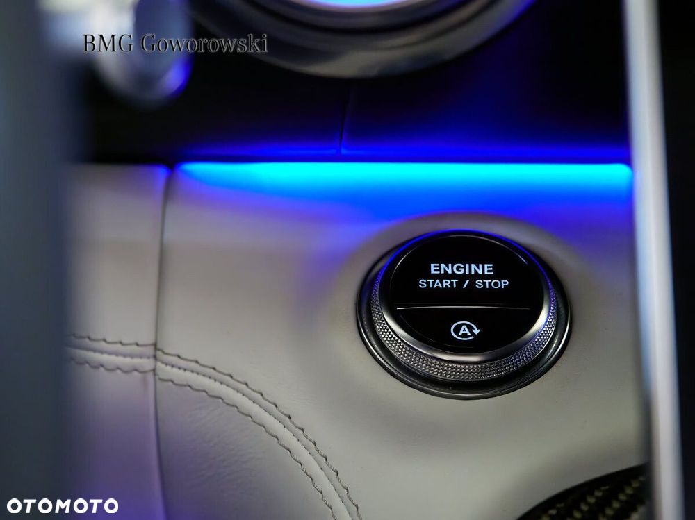 Mercedes-Benz SL - 16