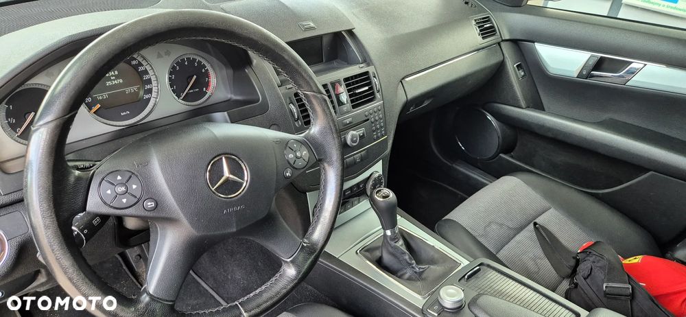 Mercedes-Benz Klasa C 200 Kompressor Avantgarde - 4