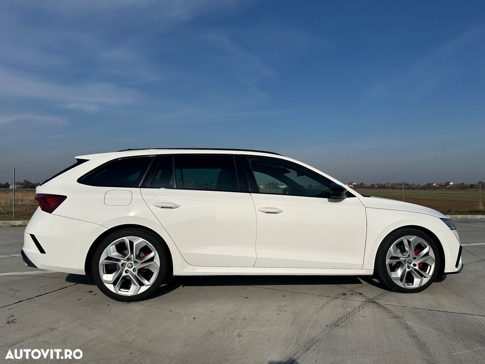 Skoda Octavia 2.0 TDI DSG RS Plus - 10