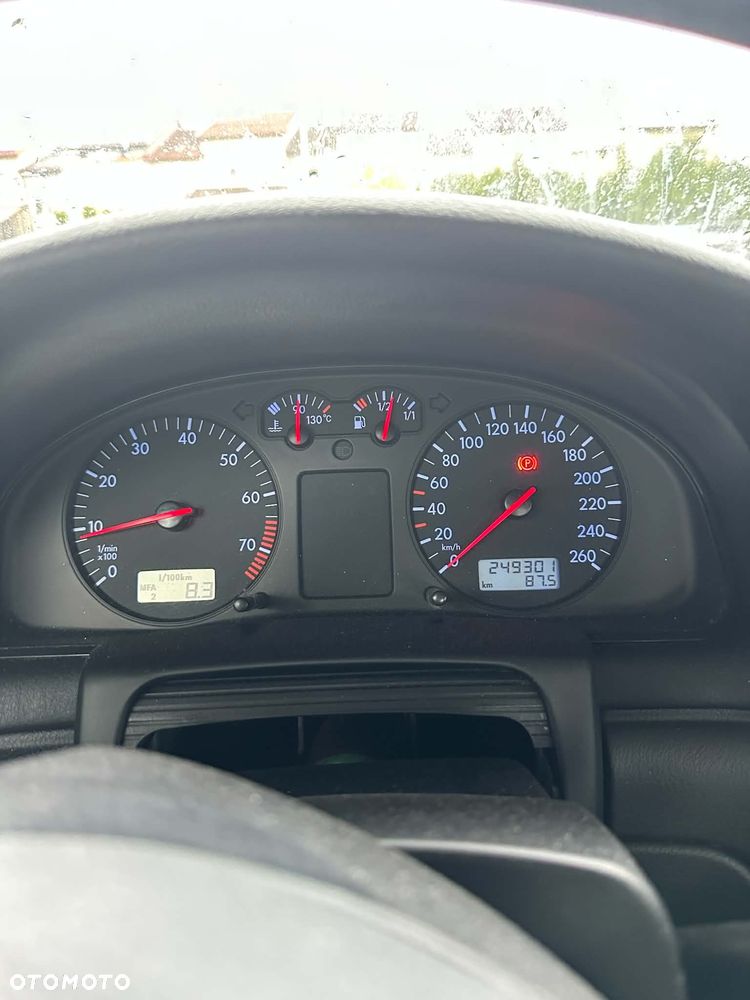 Volkswagen Passat 1998 photo 4