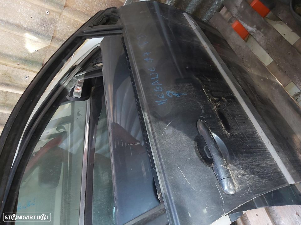 Porta Frente Direita Renault Megane 2007 c cabos elevador - 2
