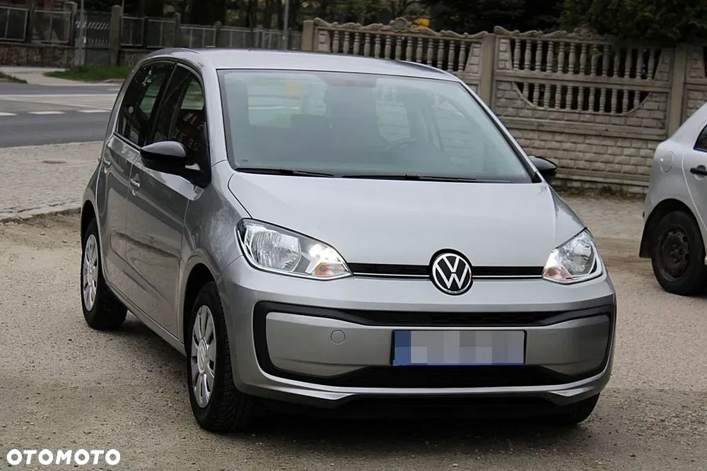 Volkswagen up! (BlueMotion Technology) sound - 1