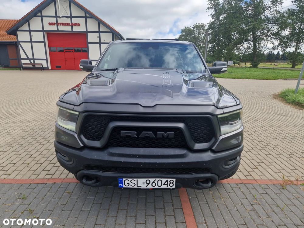 Dodge RAM - 12