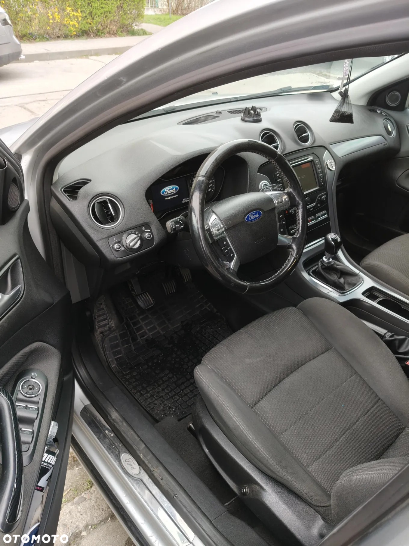 Ford Mondeo - 4