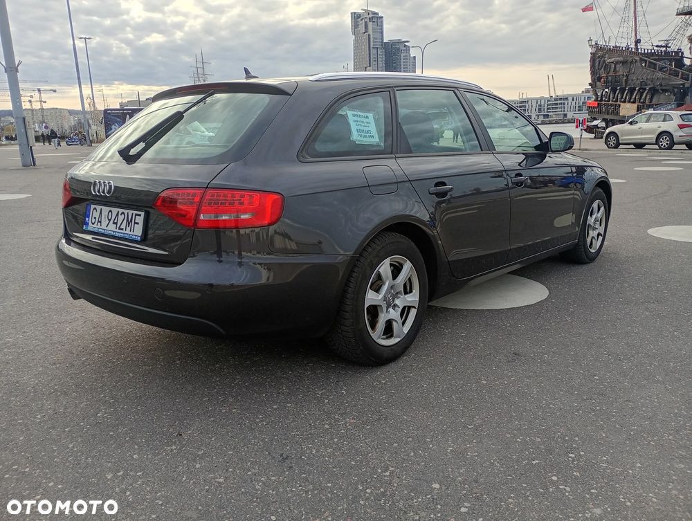 Audi A4 Avant - 12