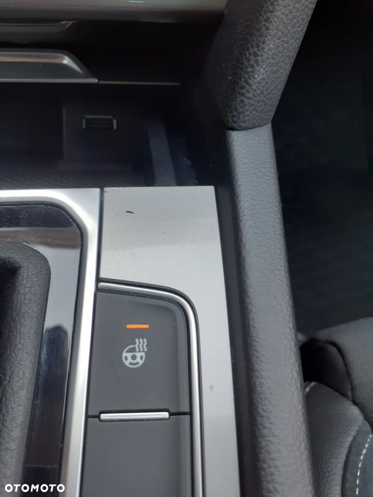 Volkswagen Passat Alltrack - 27