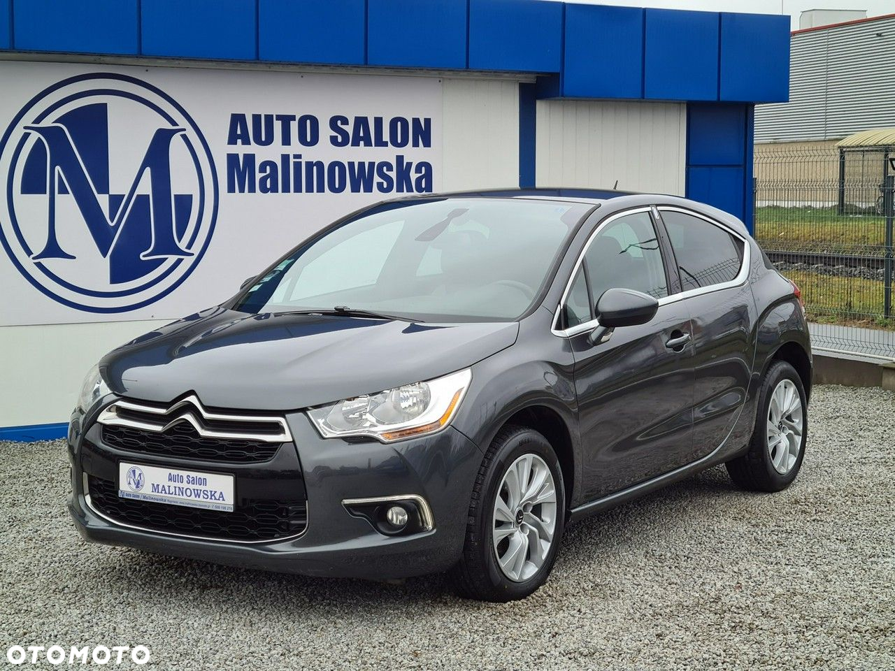 Citroën DS4 e-HDi 115 SoChic - 7