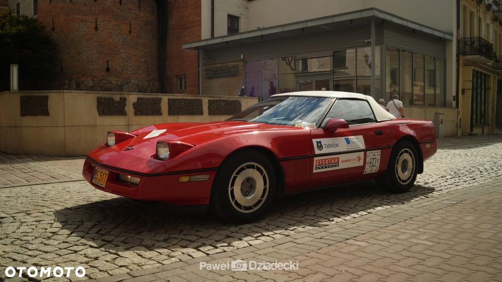Chevrolet Corvette - 8