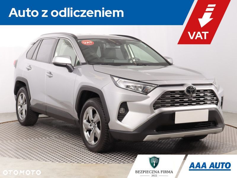 Toyota RAV4 - 1