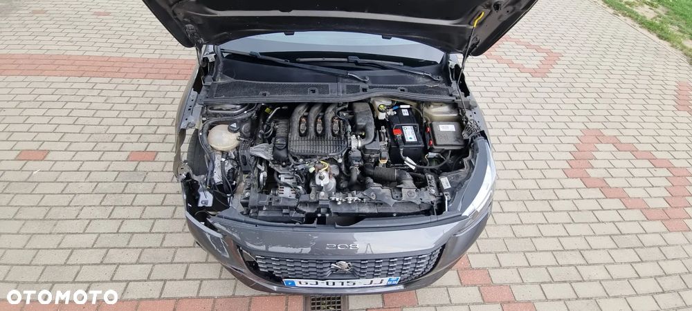Peugeot 208 1.2 PureTech GPF Allure S&S - 12