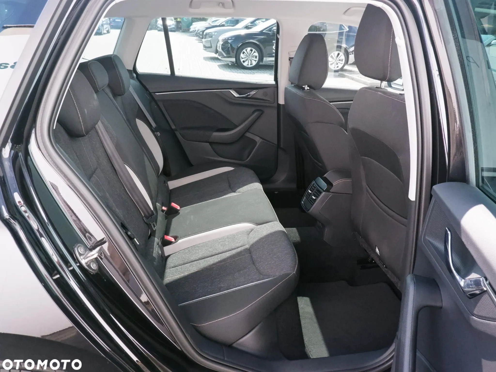 Skoda Kamiq 1.0 TSI Style - 17