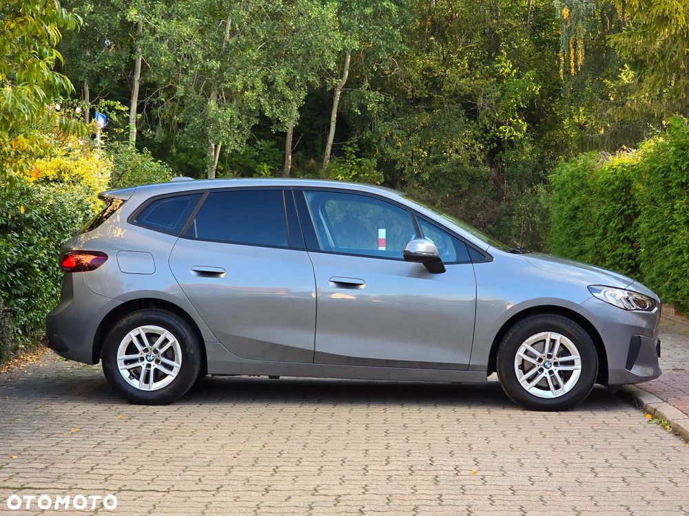 BMW Seria 2 218i - 3