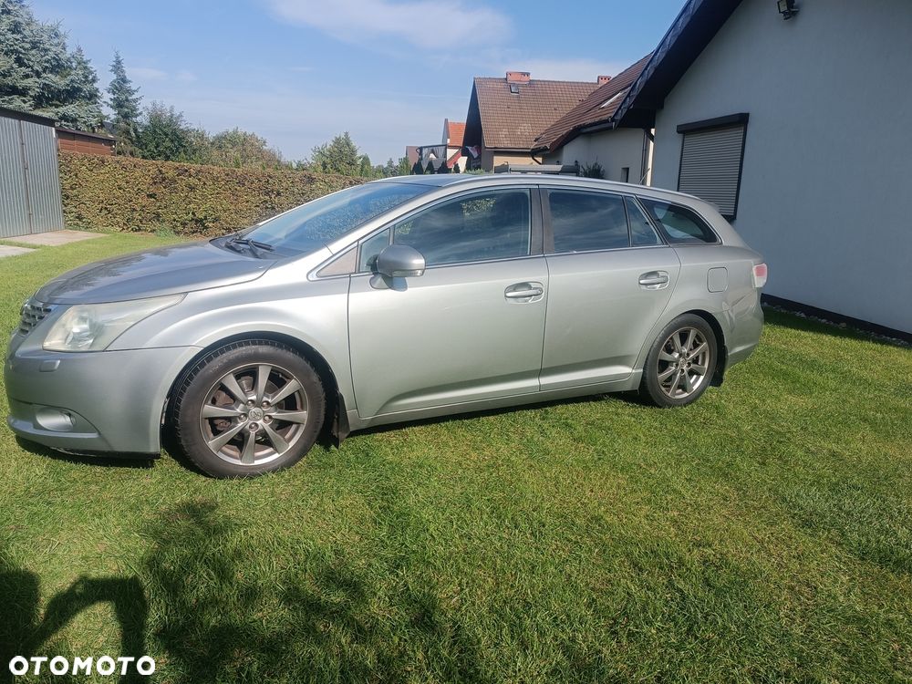 Toyota Avensis 2009 photo 3
