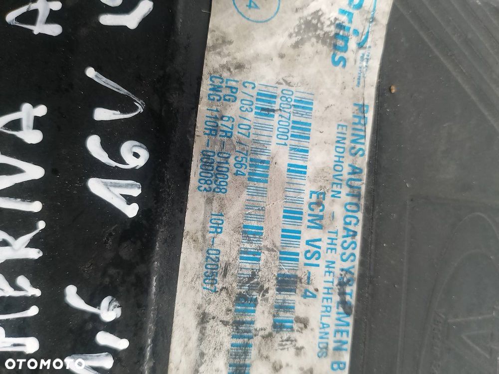 KOMPUTER GAZU OPEL MERIVA A 67R-010098 1.6 16V - 7