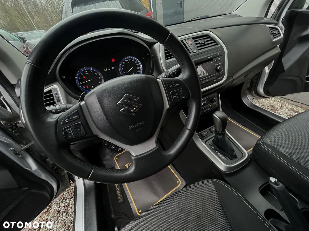 Suzuki SX4 S-Cross 1.6 VVT CVT 4x2 Comfort+ - 27