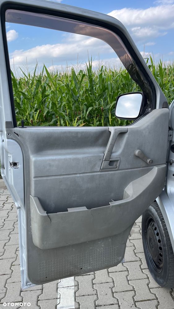 Volkswagen Transporter Standard - 11