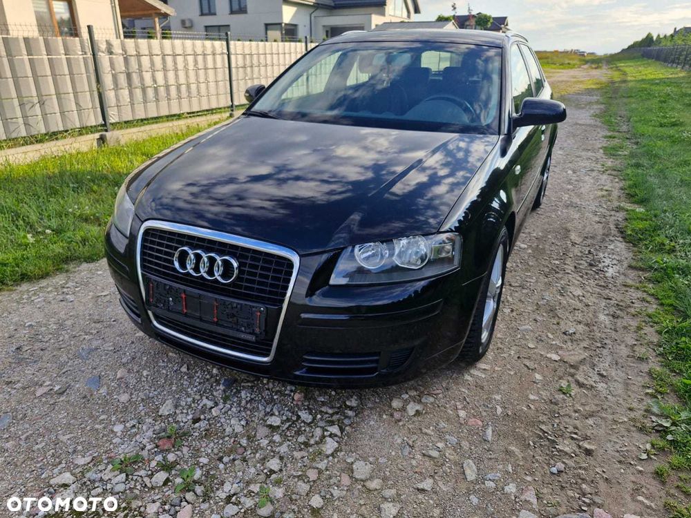 Audi A3 Sportback - 1